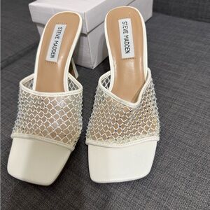 Steve Madden  Mesh rhinestone Heels